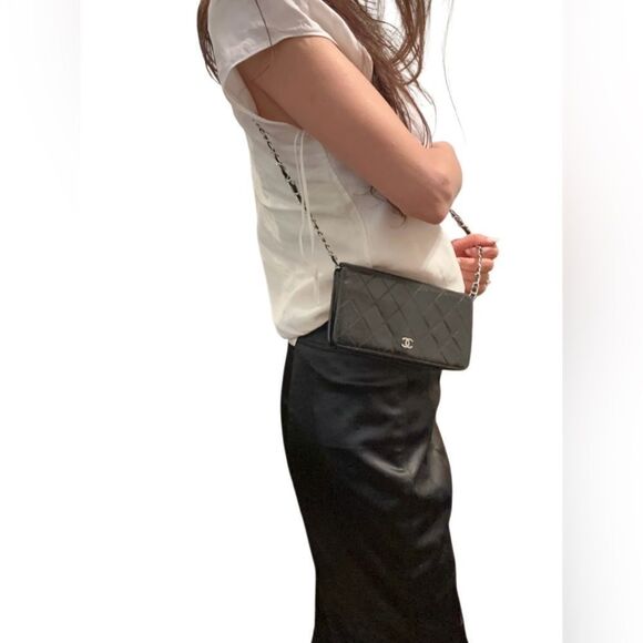 Chanel quilted black leather wallet - Picture 5 of 15